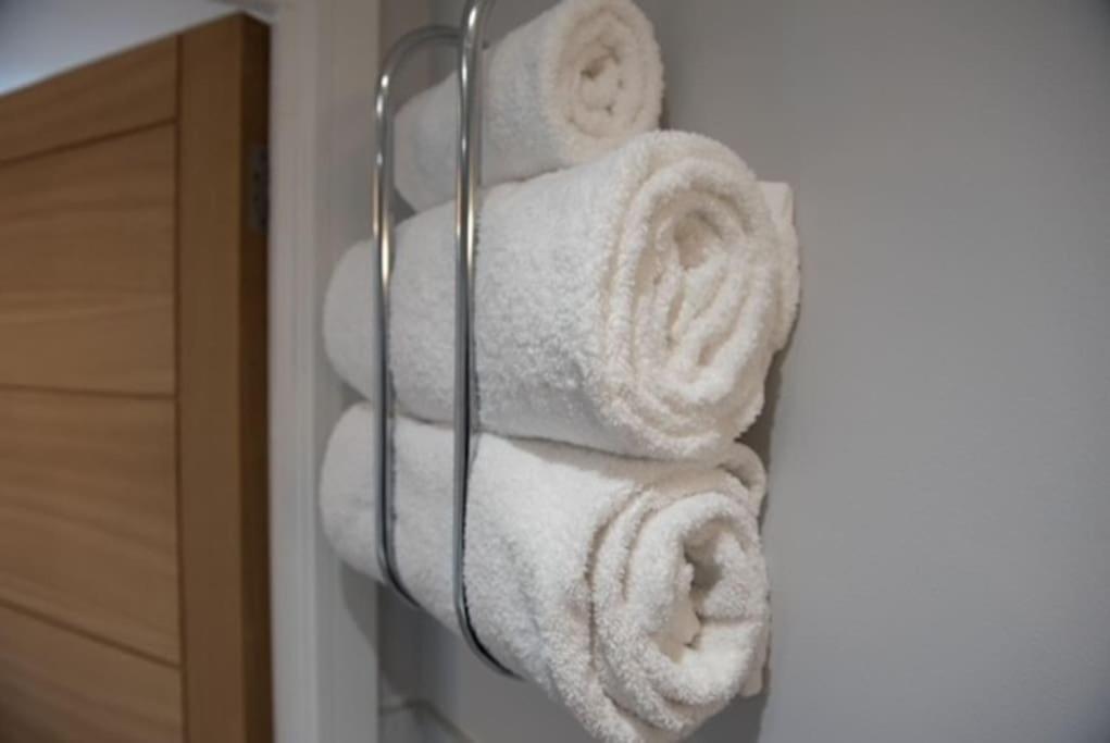 Beautiful, Spacious 1 Bed Flat Brentwood Exterior photo
