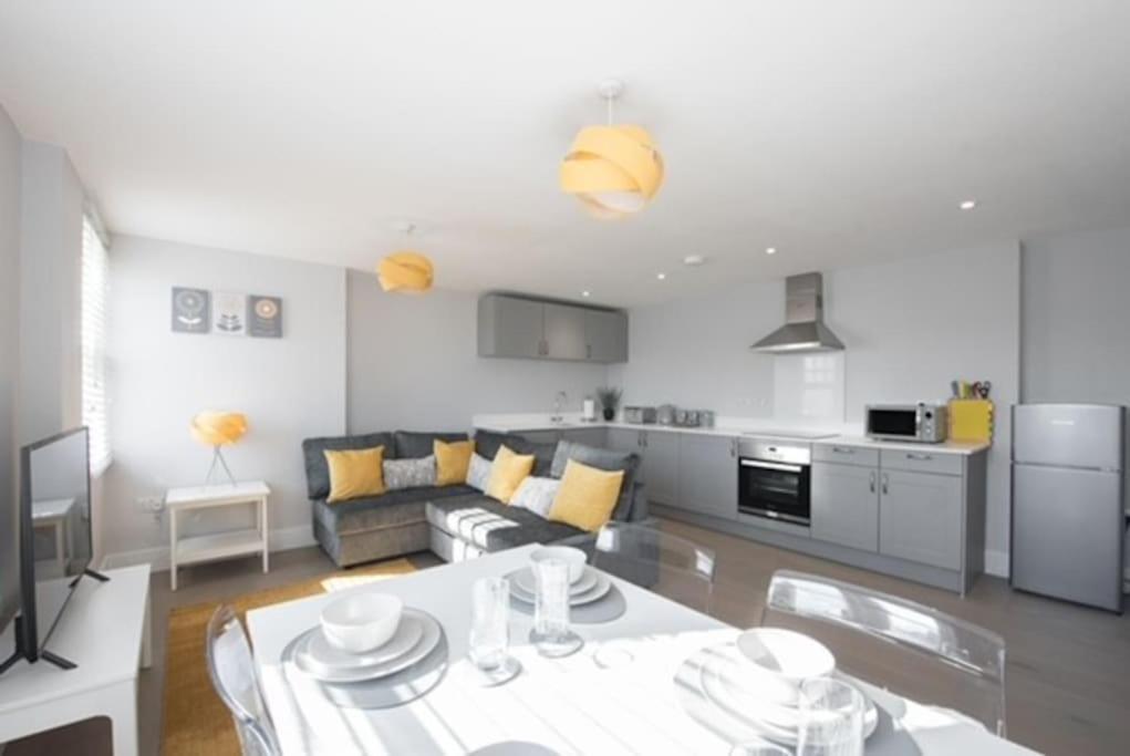 Beautiful, Spacious 1 Bed Flat Brentwood Exterior photo